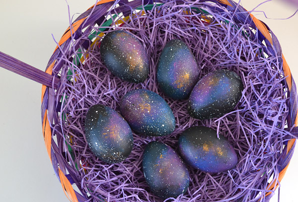 DIY: Διαγαλαξιακά αυγά
